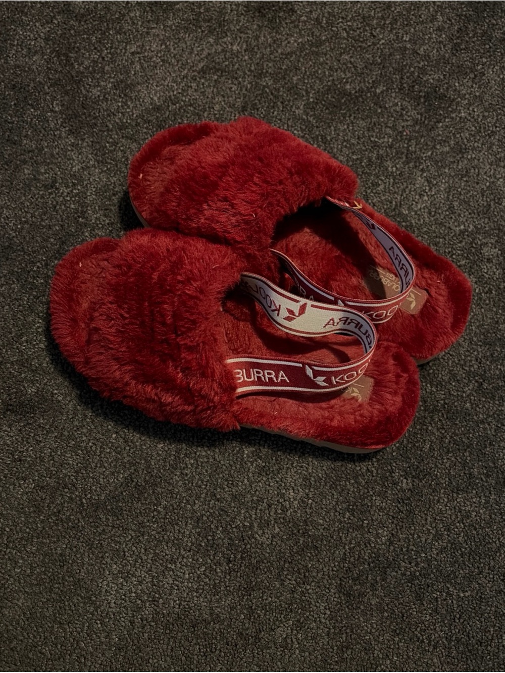 Koolaburra by UGG Fuzz'n Slipper Sz 7 Burgundy Fuzzy Fur Slide Elastic Backstrap